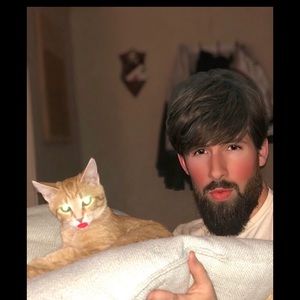 Meet your Posher, Devin